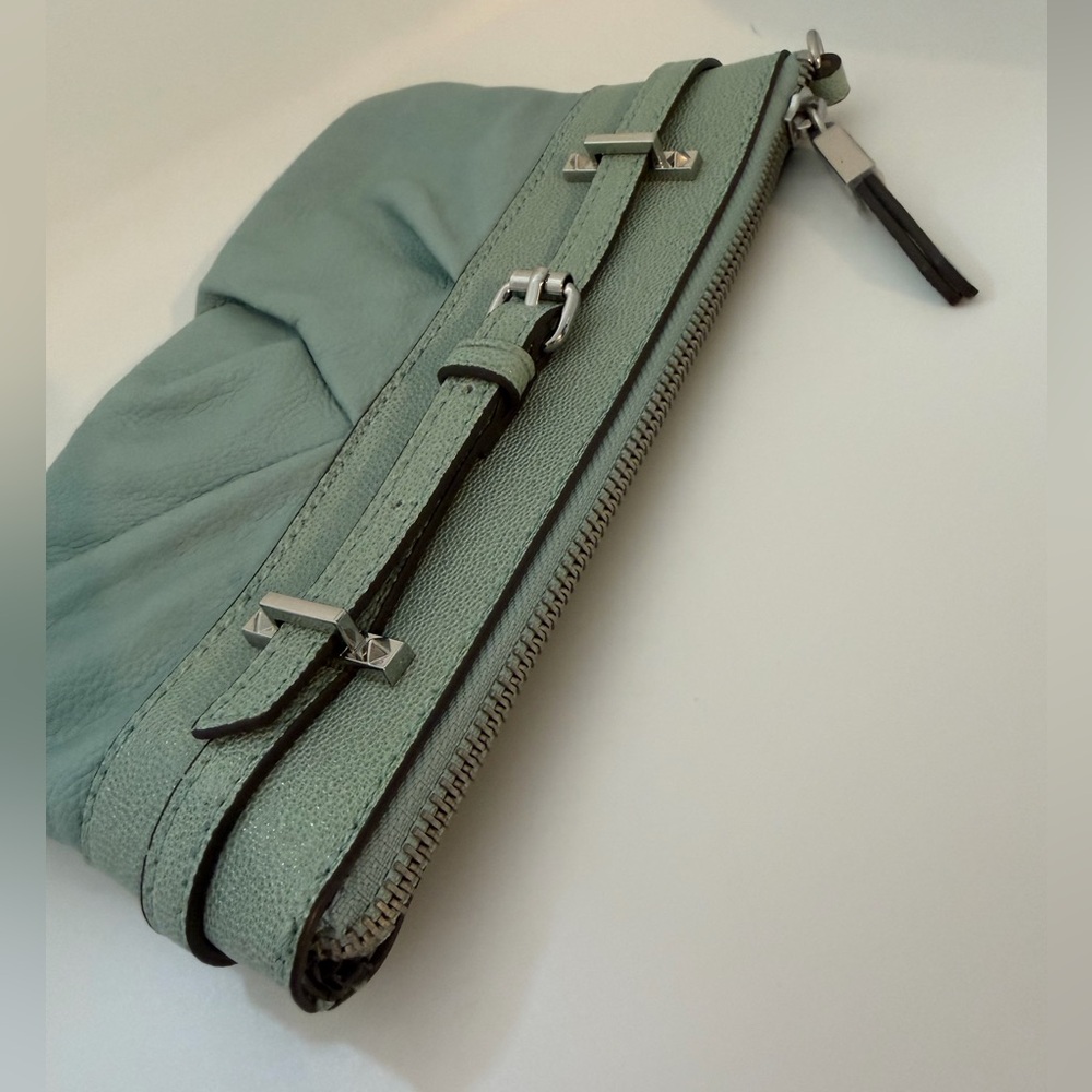 Simply Vera Vera Wang Mint Green Zip Top Clutch - Picture 6 of 14